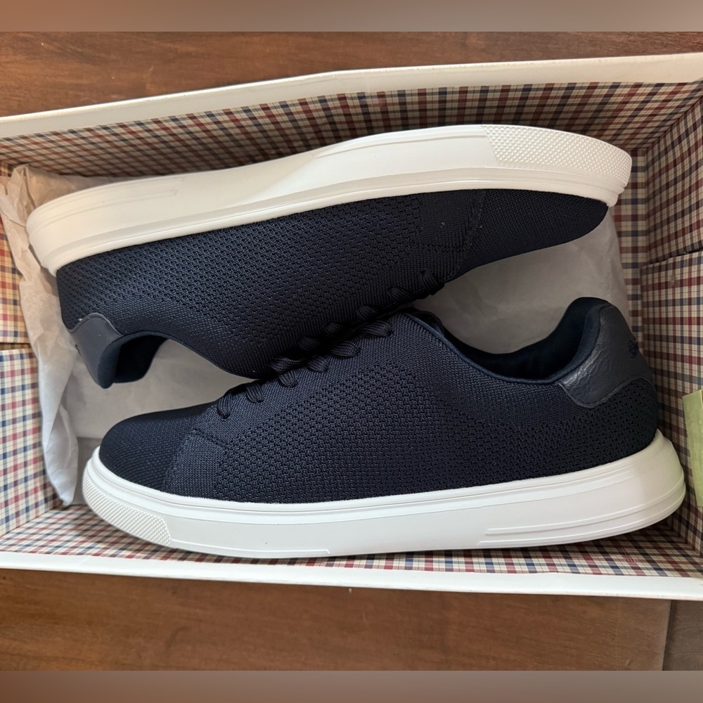 Ben Sherman Hardie Knit Sneakers NWOT 10.5 Navy - Picture 7 of 13